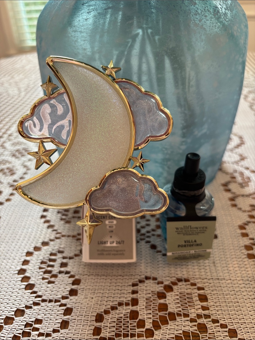 Bath & Body Works Moon, Clouds, and Stars Wallflower and Villa Portofino Refill